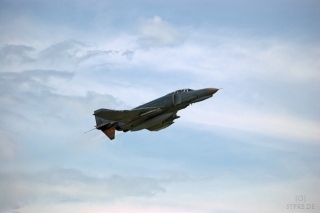 f4f-1